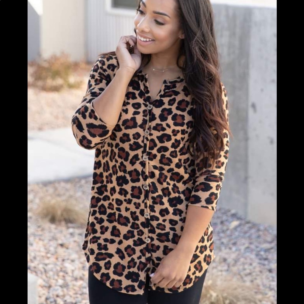 leopard vintage retro style